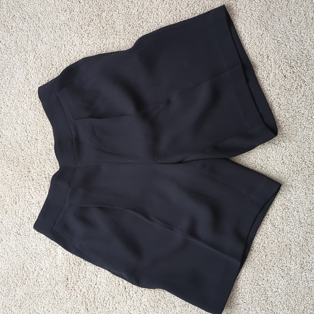 Never Used, Loft, Dressy Bermuda Shorts US Petite S